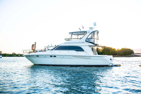 Rental Great Flybridge 48”  Miami yatch (Capacity max 13 people)