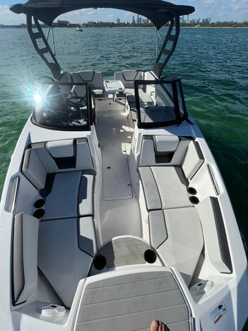 Rental Yamaha 23” Miami yatch (Capacity max 9 people )