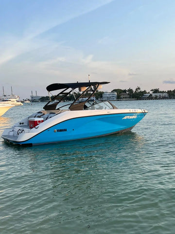 Rental Yamaha 23” Miami yatch (Capacity max 9 people )