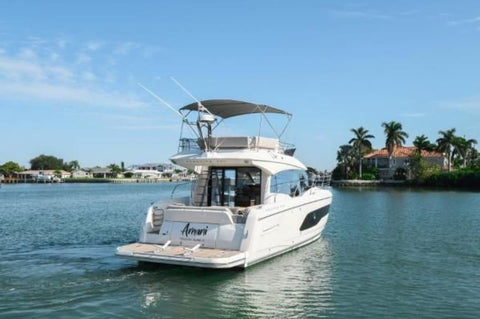 Rental Prestige 47” Miami yatch (Capacity max 13 people )