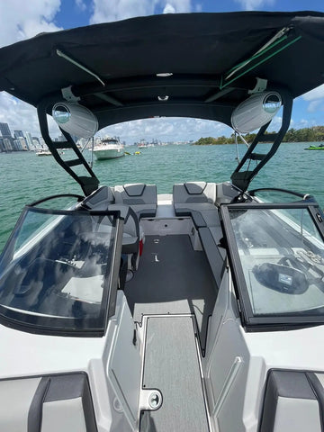 Rental Yamaha 23” Miami yatch (Capacity max 9 people )